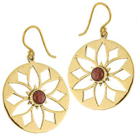 Load image into Gallery viewer, Ohrringe Blume Sandstein glänzend Messing Brass antik golden Ohrhänger nickelfrei Tribal Schmuck - chic-net.de
