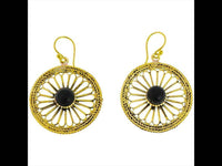 Load image into Gallery viewer, Ohrringe Blume Zopf Onyx Messing Tribal antik golden Tropfen Ohrhänger nickelfrei Schmuck Brass - chic-net.de
