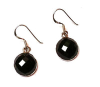 Load image into Gallery viewer, Ohrringe gewölbt Silberohrringe Onyx 925er Sterling Silber Damen Ohrhänger schwarz rund geschliffen - chic-net.de
