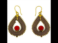 Load image into Gallery viewer, Ohrringe Jaspis Zopf Tropfen Punkte Kreuz Messing antik golden Ohrhänger nickelfrei Tribal Schmuck - chic-net.de
