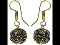 Load image into Gallery viewer, Ohrringe Kugel Seil Waben hohl Messing antik golden Tribal Ohrhänger nickelfrei dunkel Piercing - chic-net.de
