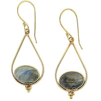 Load image into Gallery viewer, Ohrringe Labradorit oval Tropfen Dreieck Punkte Messing antik golden nickelfrei Tribal Ohrhänger - chic-net.de
