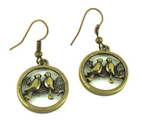 Cargar imagen en el visor de la galería, Ohrringe Messing Damen Ohrhänger Kupfer Ohrschmuck Schmuck zwei Vögel Kreis - chic-net.de
