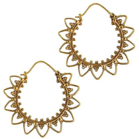 Load image into Gallery viewer, Ohrringe Punkte Dreiecke Blüten Messing Brass antik golden Tribal nickelfrei Schmuck Piercing - chic-net.de
