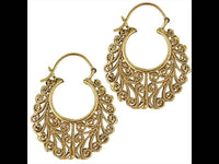 Load image into Gallery viewer, Ohrringe Sichel Seil Schnörkel plastisch Brass Messing antik golden nickelfrei Tribal Piercing - chic-net.de
