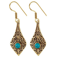 Load image into Gallery viewer, Ohrringe Tropfen spitz Bögen Türkis Messing antik golden nickelfrei Ohrhänger Tribal Brass - chic-net.de
