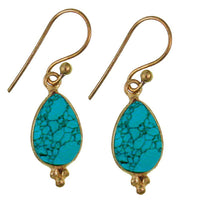 Load image into Gallery viewer, Ohrringe Tropfen Türkis Dreieck Messing antik golden Tribal Ohrhänger Brass Schmuck - chic-net.de
