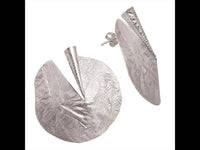 Load image into Gallery viewer, Ohrstecker 925er Sterlingsilber rund aufgerollt lederartig 36mm Goldschmiedearbeit - chic-net.de
