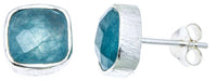 Load image into Gallery viewer, Ohrstecker Aqua Calcit Quadrat 8 mm 925er Sterlingsilber facettiert Rillen Rand - chic-net.de

