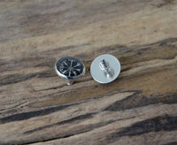 Load image into Gallery viewer, Ohrstecker Glas rund 12mm Zinklegierung Celtic Viking - chic-net.de
