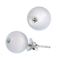 Load image into Gallery viewer, Ohrstecker Katzenauge weiß Kristallglas 925er Sterlingsilber Glitzer schillernd - chic-net.de
