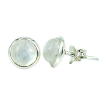 Load image into Gallery viewer, Ohrstecker, Weiß, aus Mondstein, 8mmØ, rund, 925er Sterlingsilber-Stift, in Silber gefasst - chic-net.de

