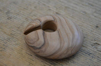 Load image into Gallery viewer, Olivenholz 12mm Piercing Hoop Creole hell Kreis 60mm - chic-net.de
