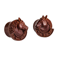 Load image into Gallery viewer, Organic Holz Plug braun handgeschnitzt Pferdekopf Hufeisen Pferd Tribal - chic-net.de
