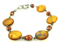 Load image into Gallery viewer, Perlmutt Armband ocker Perlen Scheiben Damen Karabinerverschluss nickelfrei 18cm-20cm - chic-net.de
