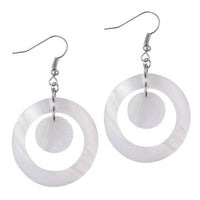 Load image into Gallery viewer, Perlmutt Muschel Ohrringe 32 mm Kreis Ring Edelstahl nickelfrei weiß schillernd - chic-net.de
