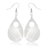 Load image into Gallery viewer, Perlmutt Muschel Ohrringe 33 mm Tropfen Loch Edelstahl nickelfrei weiß schillernd - chic-net.de
