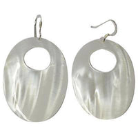 Cargar imagen en el visor de la galería, Perlmutt Muschel Ohrringe oval Loch Edelstahl nickelfrei weiß Perlmuttmuschel Ohrhänger - chic-net.de
