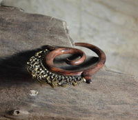 Load image into Gallery viewer, Piercing Dehnschnecke Narraholz Brass Ornament Spirale - chic-net.de
