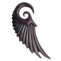 Load image into Gallery viewer, Piercing Holz ebony wood Flügel groß Ohrstecker Expander handgeschnitzt - chic-net.de
