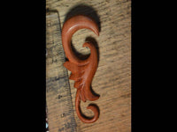 Load image into Gallery viewer, Piercing Holz red Sawo Wood Blüte Ohrstecker Expander - chic-net.de

