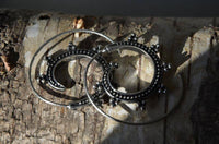 Load image into Gallery viewer, Piercing Messing Spirale silber gold 1,4mm Punkte Hook - chic-net.de
