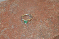 Load image into Gallery viewer, Piercing Ring 925 Silber Labret Tragus 1.2mm Jade grün - chic-net.de
