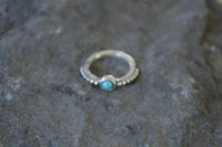 Load image into Gallery viewer, Piercing Ring 925 Silber Septum Lobe Ohr Türkis Punkte - chic-net.de
