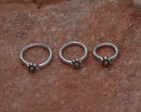 Load image into Gallery viewer, Piercing Ring Blume 925 Silber Labret Tragus 1.2mm - chic-net.de
