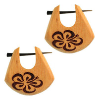 Load image into Gallery viewer, Pin Creolen Jackfrucht Holz hell Horn-Pin 23 mm Träne dunkle Gravur Motiv - chic-net.de
