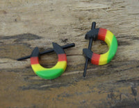 Load image into Gallery viewer, Pin Creolen Stick Ohrringe Acryl Rasta Farben 1.6mm - chic-net.de

