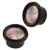 Load image into Gallery viewer, Plug dunkelbraun Holz gemasert rund Schlange Muster Rand Muschel Inlay Perlmutt - chic-net.de
