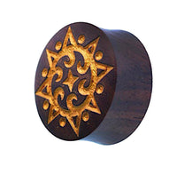 Load image into Gallery viewer, Plug Holz dunkelbraun Lasergravur gold Punkte Spiralen Sonne - chic-net.de
