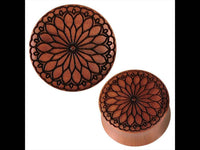 Load image into Gallery viewer, Plug Sawo Holz braun Gravur schwarz Blüte Herz Tribal Expander Organic Tunnel - chic-net.de
