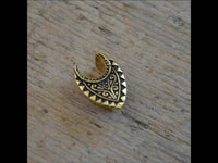 Cargar imagen en el visor de la galería, Saddle Plug antik gold Messing Spalt Muster Tribal - chic-net.de
