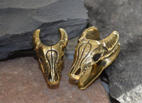 Load image into Gallery viewer, Saddle Plug Flesh Tunnel Büffel Schädel Messing gold - chic-net.de
