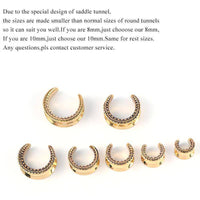 Load image into Gallery viewer, Saddle Plug Flesh Tunnel Edelstahl gold PVD Ohrgewicht - chic-net.de
