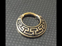 Cargar imagen en el visor de la galería, Septum Piercing Messing 1.2mm Clicker griechisch - chic-net.de
