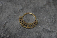 Load image into Gallery viewer, Septum Piercing Messing 1.2mm Segmente Ohrringe - chic-net.de
