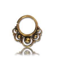 Load image into Gallery viewer, Septum Piercing Nasenringe Spiralbogen Kugeln Messing 1,6 mm goldfarben nickelfrei antik exotisch Ohrring - chic-net.de
