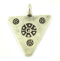 Load image into Gallery viewer, Silberanhänger Hill Tribe Dreieck Blumen Anhänger Sterling Silber 925er Damen Schmuck - chic-net.de
