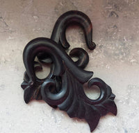 Load image into Gallery viewer, Sonoholz Piercing Holz Waves Hook 8mm Dehnspirale Dehnschnecke braun schwarz - chic-net.de
