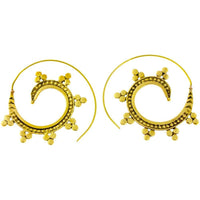 Load image into Gallery viewer, Spiralen Ohrringe Dreiecke Punkte Kerben Messing Brass antik golden nickelfrei Piercing Tribal - chic-net.de
