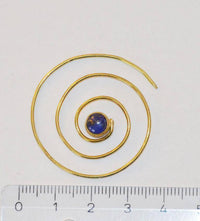Load image into Gallery viewer, Spiralen Ohrringe dünn Lapis rund Messing Brass antik golden nickelfrei Piercing Tribal Schmuck - chic-net.de
