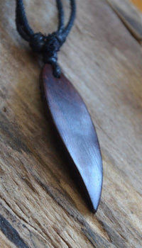 Load image into Gallery viewer, Surferkette Holz Halskette Gravur Baumwolle verstellbar - chic-net.de
