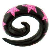 Cargar imagen en el visor de la galería, Tribal Buffalo Horn Piercing Expander, schwarze Spirale mit pinkfarbenen Sternen, 8mm,  Plug, Tunnel, Ohrring, Ohrhänger, Ohrstecker - chic-net.de
