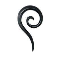 Load image into Gallery viewer, Tribal Holz Pircing Expander, Spirale mit langgezogene Spize, 6mm, Ohrring aus Eisen Holz, schwarz, Plug, Tunnel, Ohrhänger, Ohrstecker - chic-net.de
