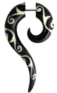 Load image into Gallery viewer, Tribal Horn Fake Piercing schwarz Spirale weiß spiralig Muster Fragezeichen Buffalo 6 mm Edelstahl - chic-net.de
