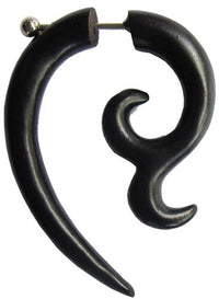 Cargar imagen en el visor de la galería, Tribal Maori Fishtail Haken Fake Piercing Sono Holz schwarz Ohrring Ohrstecker Edelstahl 1 mm - chic-net.de
