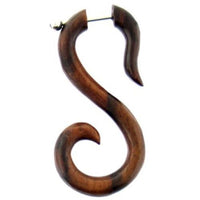Cargar imagen en el visor de la galería, Tribal Spirale Schwan Ohrring Sono Holz braun Fake Piercing Ohrstecker Edelstahl 1 mm - chic-net.de
